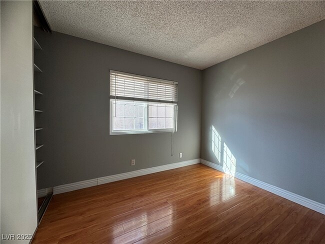 Building Photo - 7018 Montcliff Ave