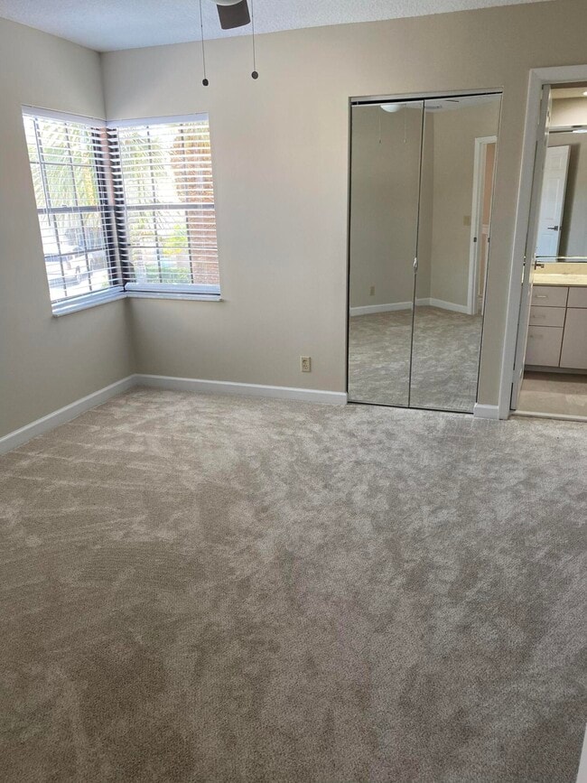 Building Photo - 2579 La Lique Cir
