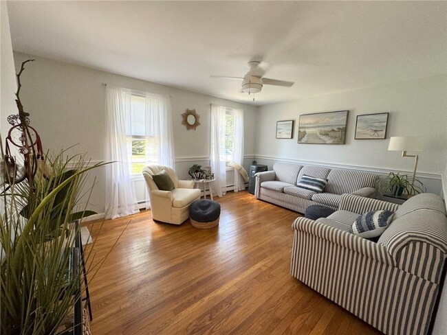 Building Photo - 8 Healey Brook Dr