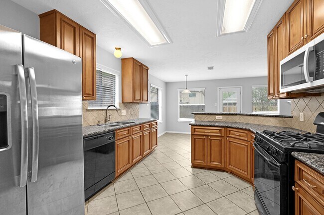 Building Photo - 3102 Millers Oak Ln