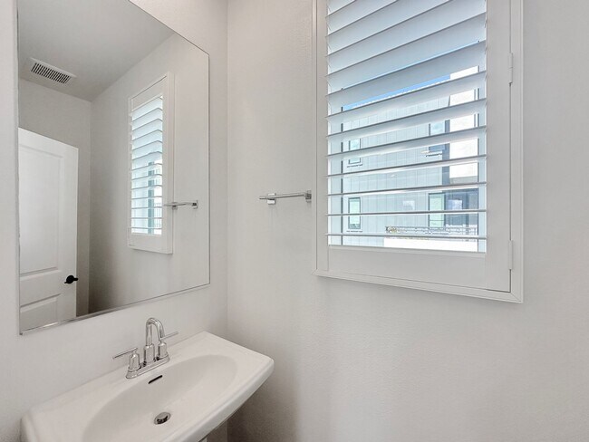 Building Photo - Luxury 3-Level Townhome for Rent | 2BR + 3BA | 1,500 Sq Ft with 2-Car Garage