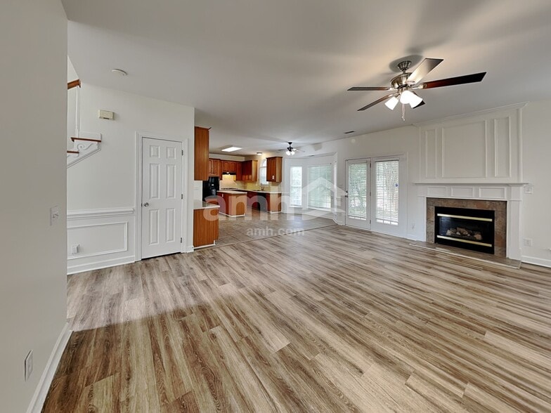 Building Photo - 4583 Waterford Dr NW