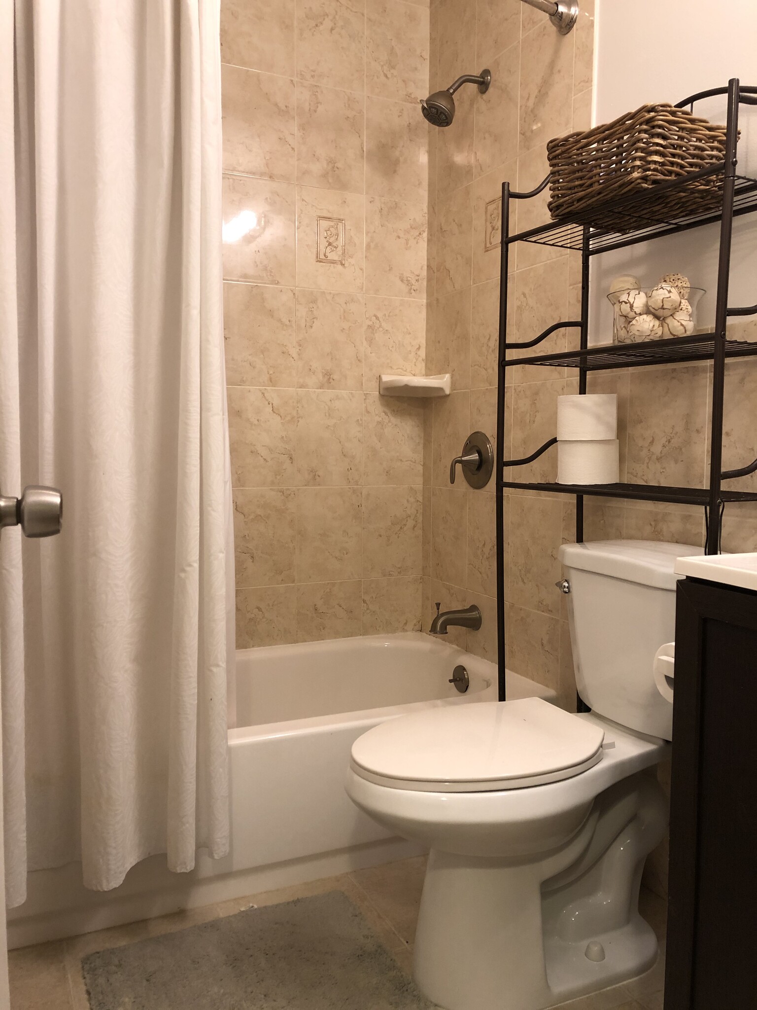 Bathroom - 524 Dudley St