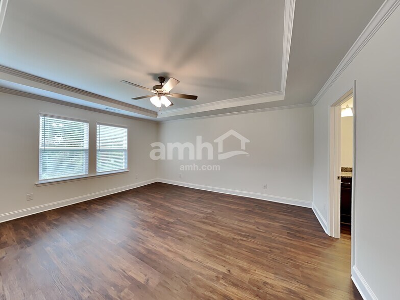 Building Photo - 5908 Hagar Vly Dr