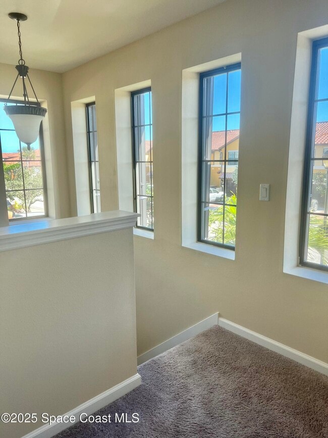 Building Photo - 146 Clemente Dr