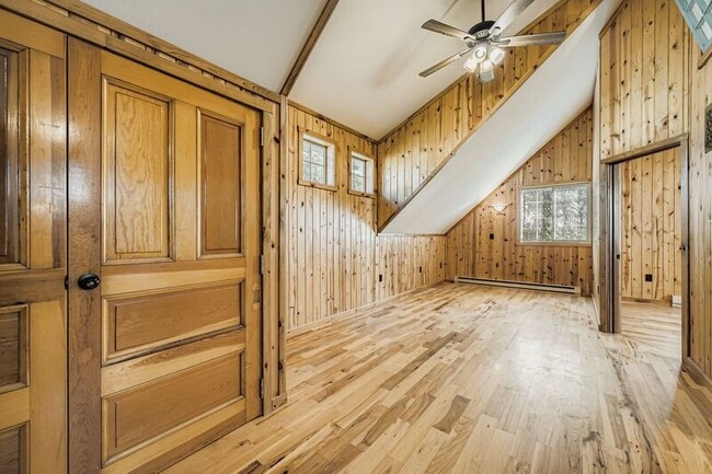 Building Photo - 515 W San Miguel St