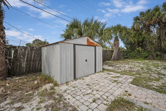 Building Photo - 1688 Eisenhower Ave