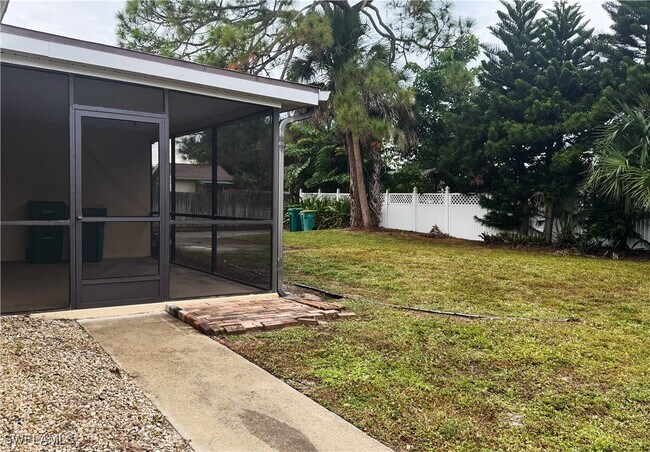 Building Photo - 757 95th Ave N