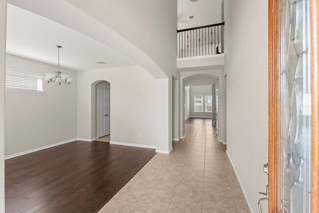 Building Photo - 18115 Fernwood Bend Dr