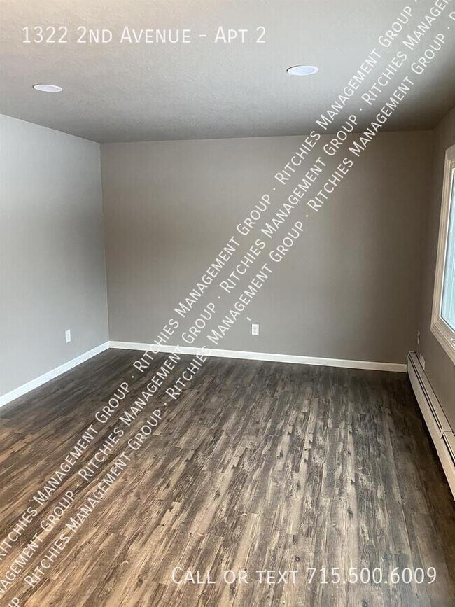 Building Photo - 1322 2nd Ave