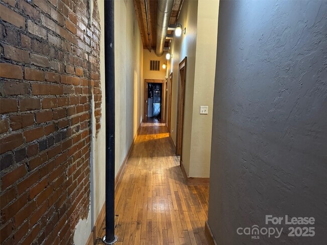 Building Photo - 110 Church St NW