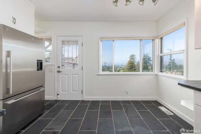 Building Photo - 3319 Herrier St