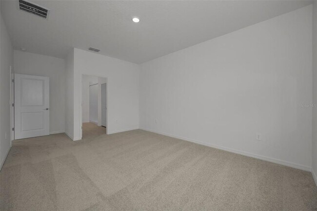 Building Photo - 18200 Pleasantview Blvd