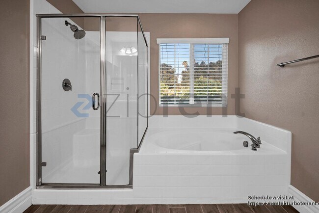 Building Photo - 4367 Amanecer Dr