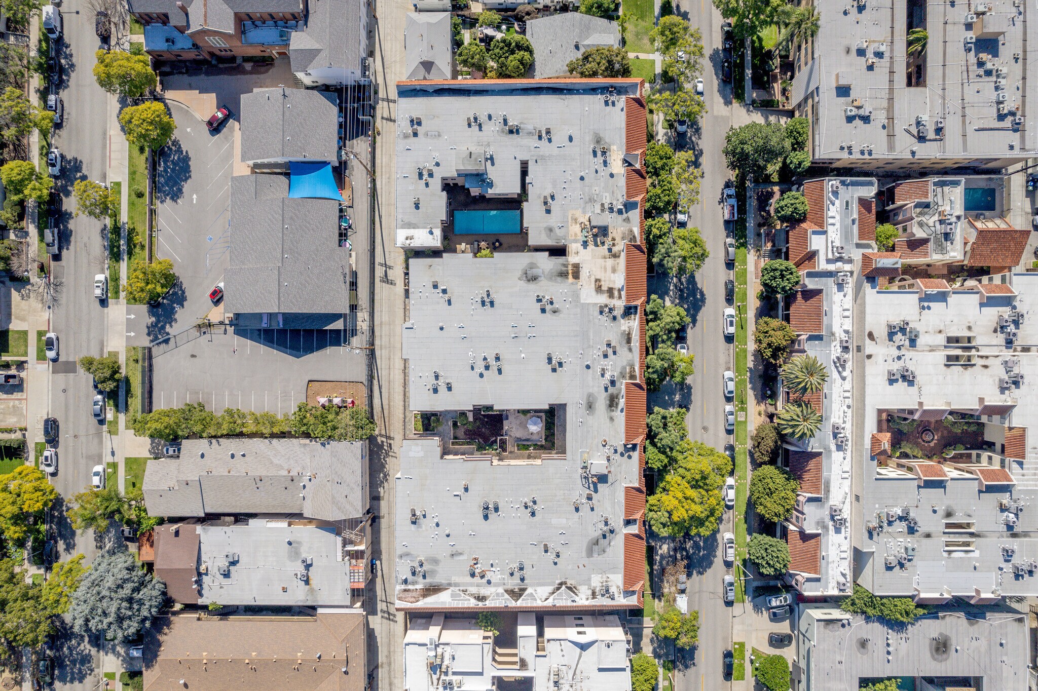 Building Photo - 310 N Jackson St