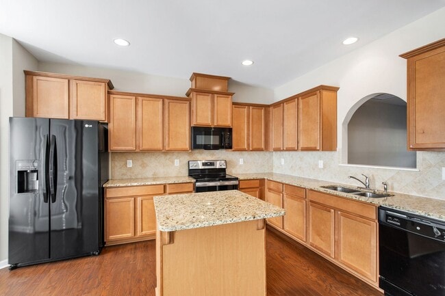 Building Photo - Refined Living: 3BR Townhome in Morrisville’s Keystone Park!