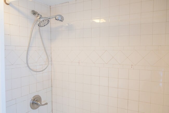 Building Photo - 5445 W 64th St