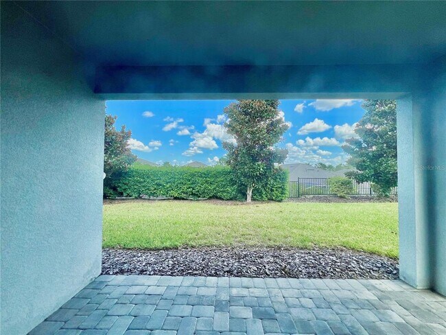 Building Photo - 1498 Bunker Dr