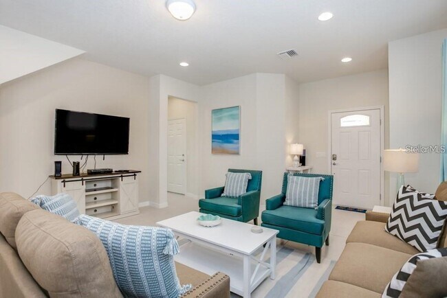 Building Photo - 8816 Corcovado Dr