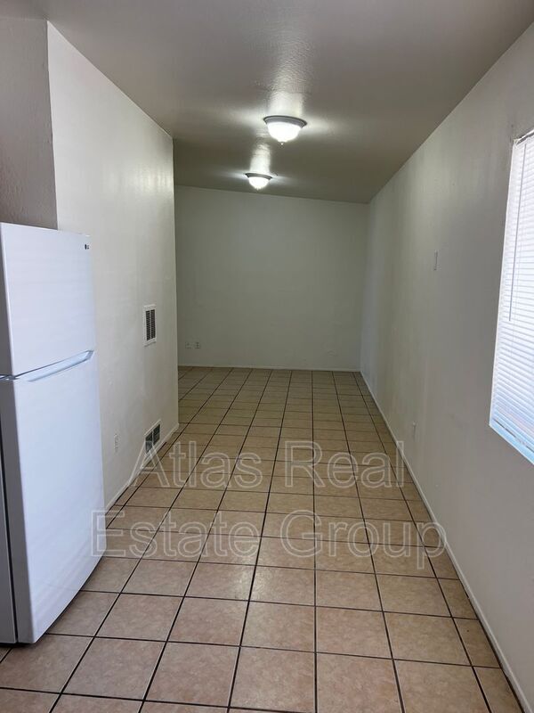 Building Photo - 40 N Westmoreland Ave