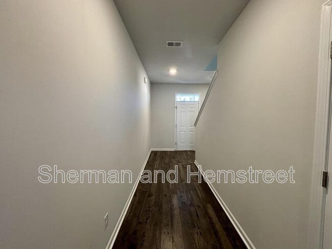 Building Photo - 248 Expedition Dr