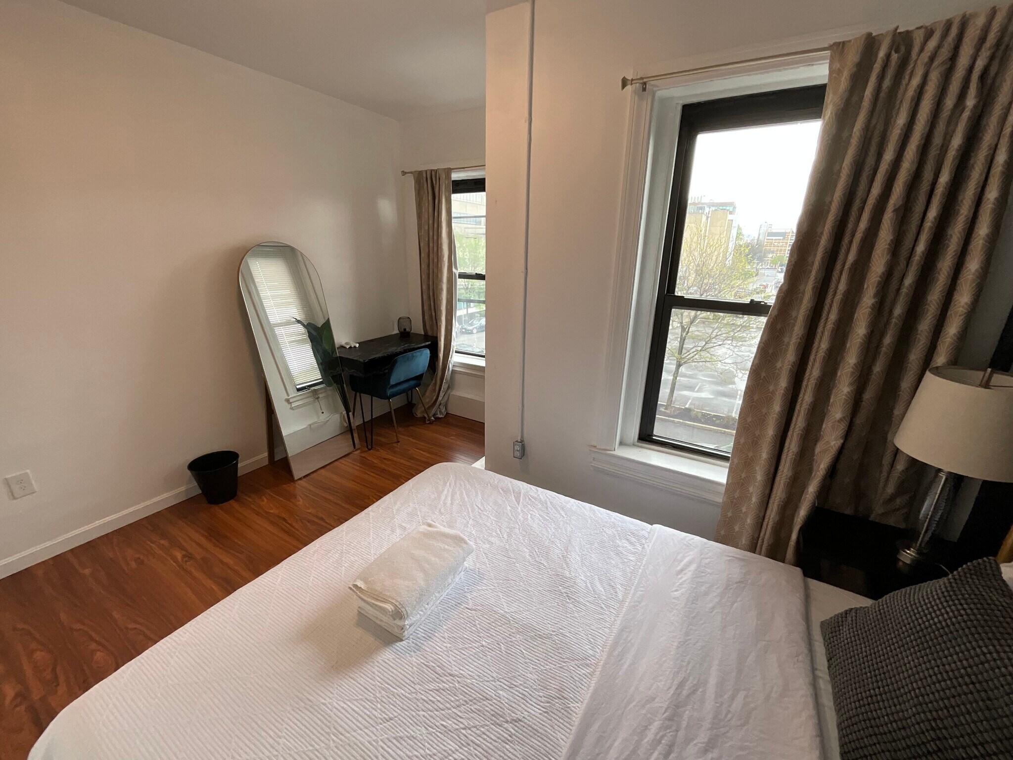 Building Photo - 871 Harrison Ave