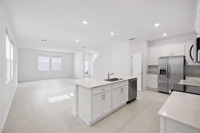 Building Photo - 6008 Zen Wy