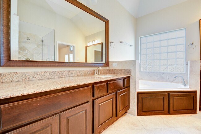 Building Photo - 1423 Upland Orchard Dr