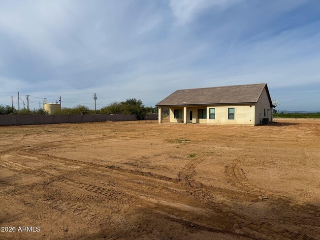 Building Photo - 5145 E Hash Knife Draw Rd