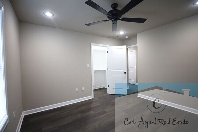 Building Photo - Brand new construction 2 bed 1 bath apartment - includes utlities, washer and dryer!!