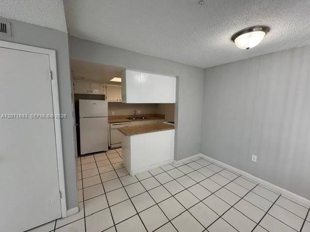 Building Photo - 6011 Winegard Rd