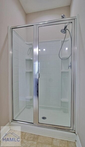 Building Photo - 147 Rimes Ave SE