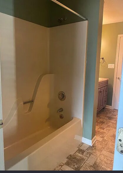 Building Photo - 310 Northwind Dr