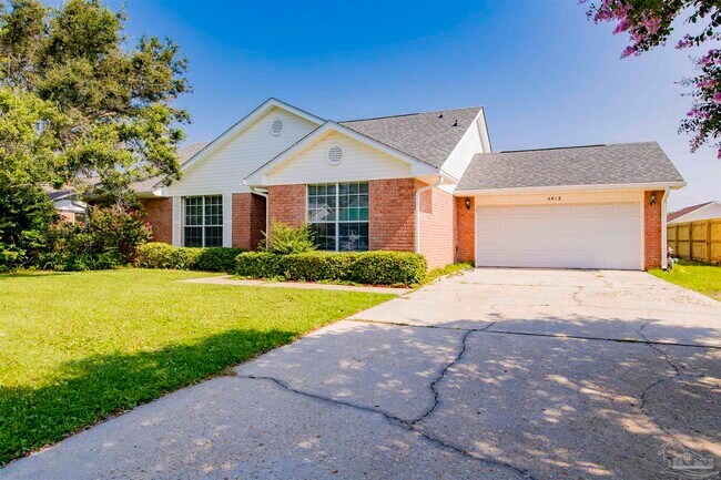 Building Photo - 4012 Shorewood Dr