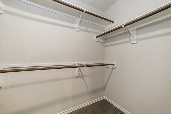 Building Photo - 13549 White Ibis St