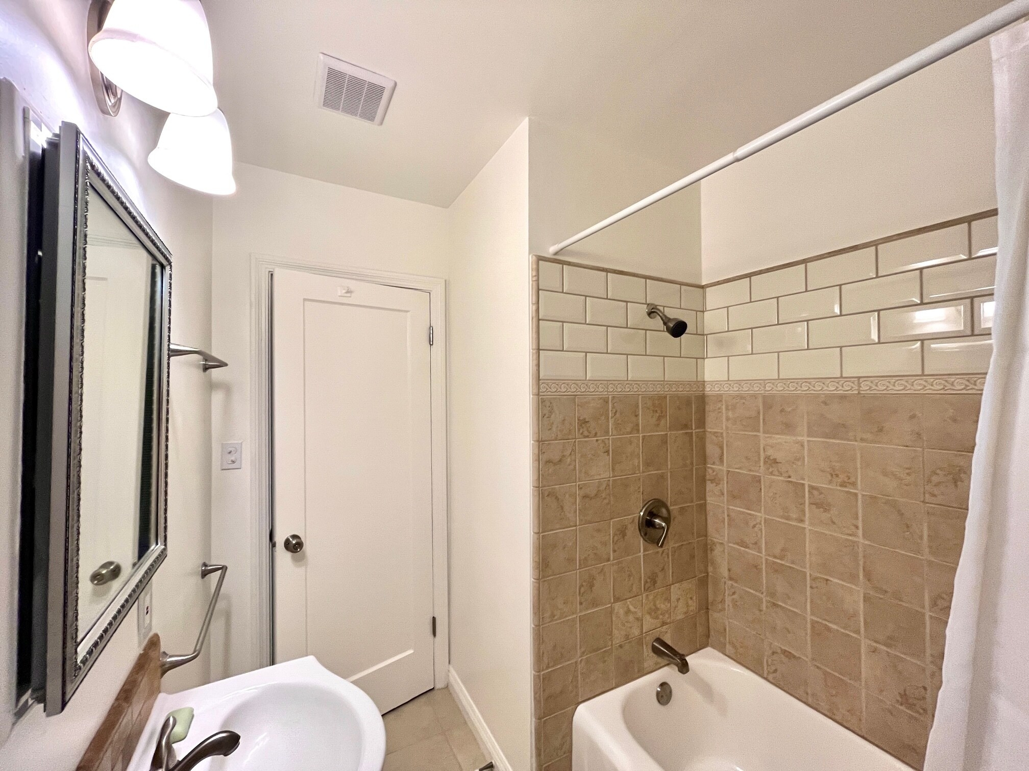 Building Photo - 3531 41st St