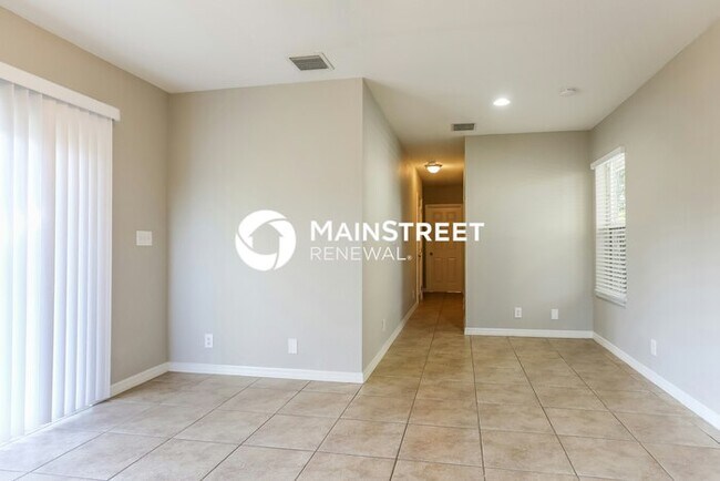 Building Photo - 3 Bedroom Pet-Friendly Home in Hollywood, ...