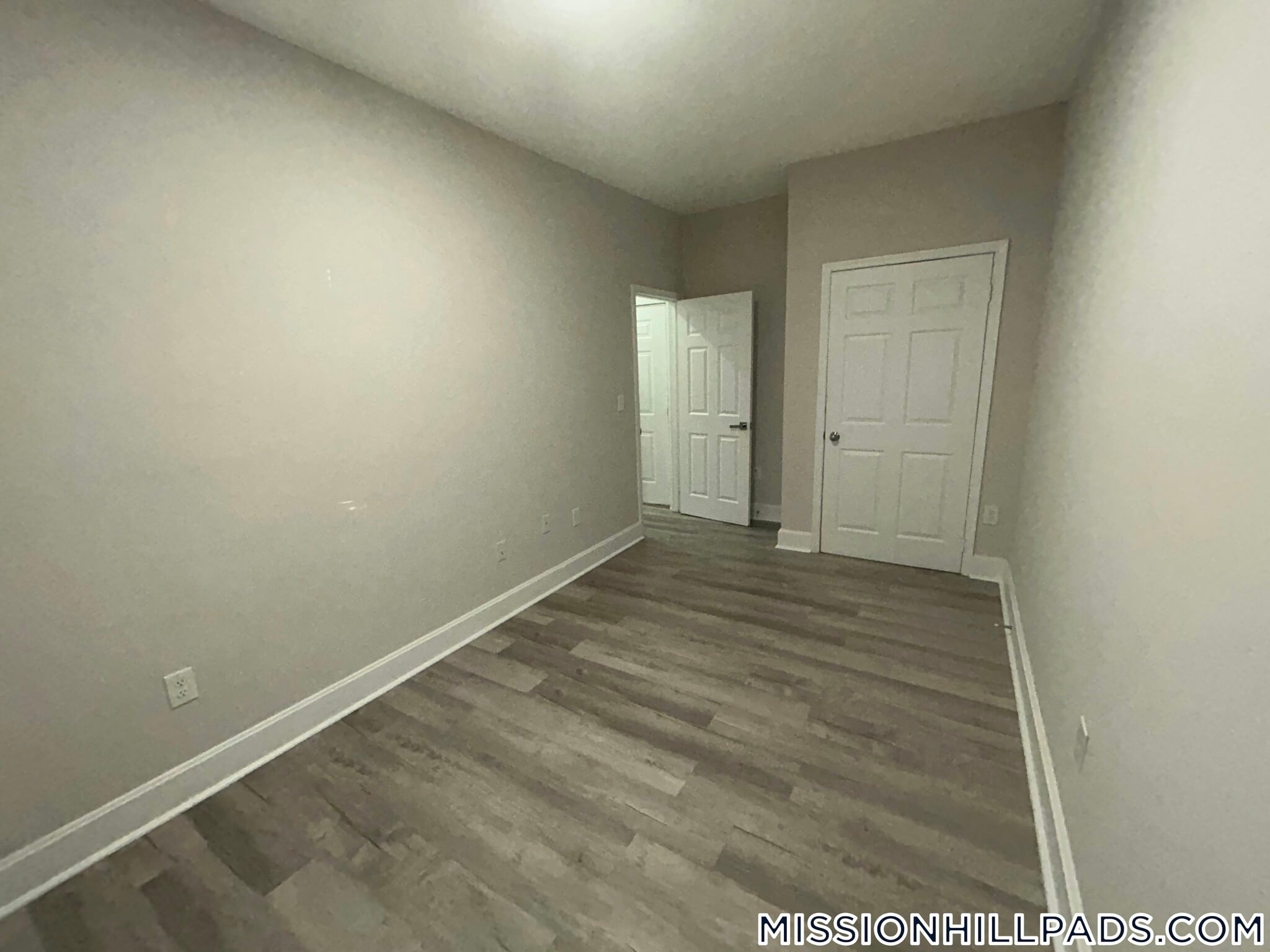 Building Photo - 15 Ruggles St