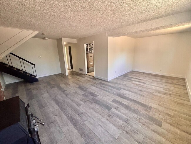 Building Photo - Spacious 4-Bedroom Home in Central Colorado Springs