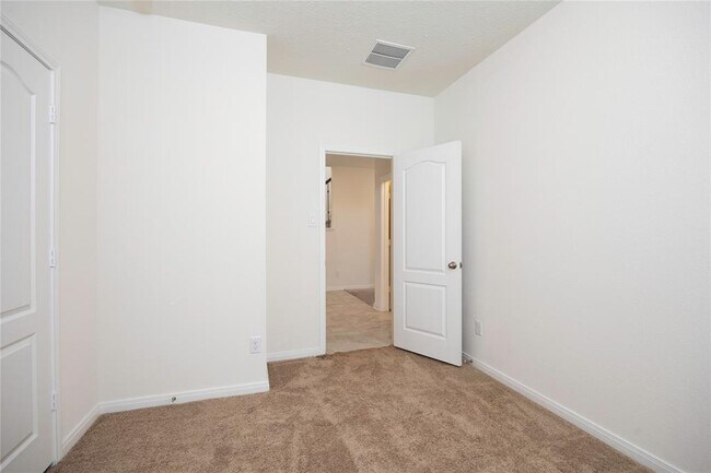 Building Photo - 6021 Diamond Sky Ln