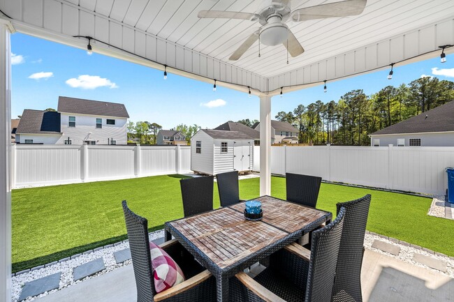 Building Photo - 227 Lookout Ln