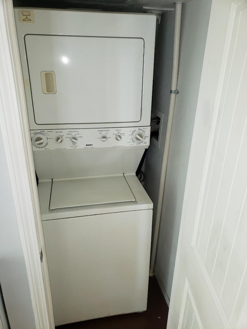 Washer and dryer - 48 Troy Ave
