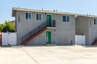 Building Photo - CHARMING Newly Constructed 1BD/BA Availabl...