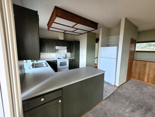 Building Photo - 5507 Haida Way