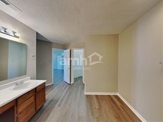 Building Photo - 6861 Maywood Cir