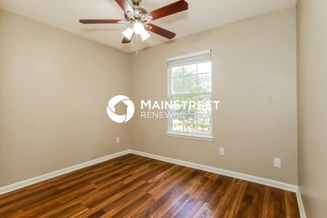 Building Photo - 4 Bedroom Pet-Friendly Home in Green Cove Springs, FL with Main Street Renewal