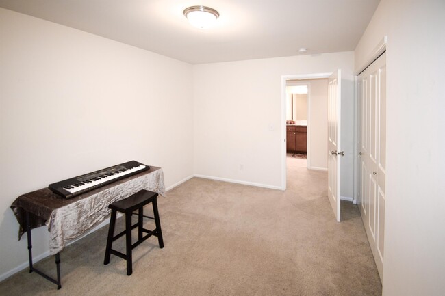 Building Photo - 4721 Joppa St SW