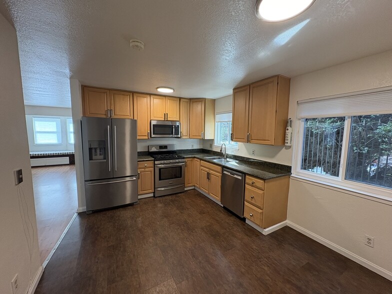 Building Photo - 3138 Market St