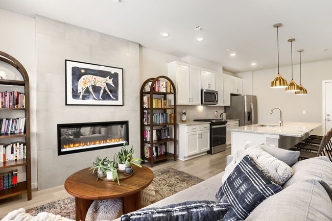 Building Photo - 2861 Bear Spgs Cir