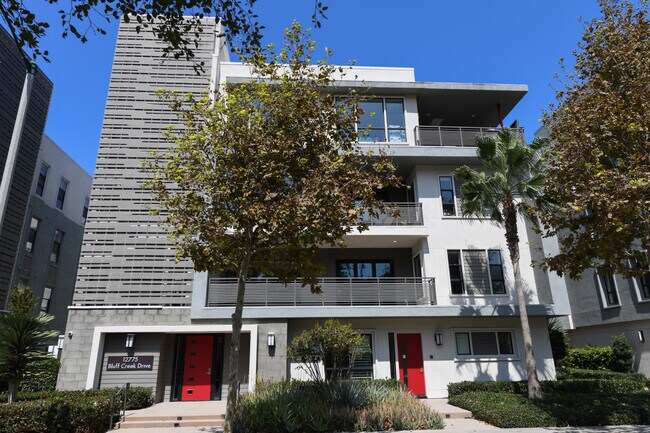 Building Photo - 12775 Bluff Creek Dr